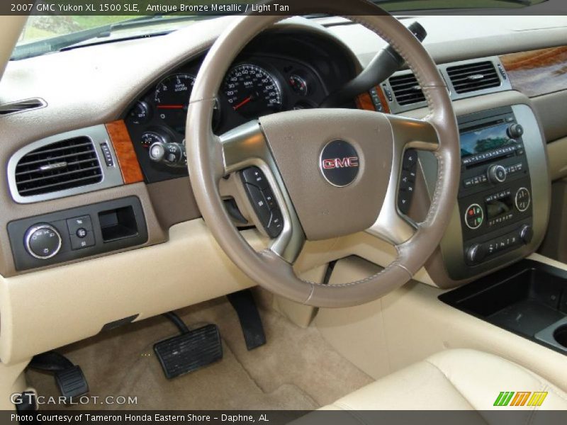Dashboard of 2007 Yukon XL 1500 SLE