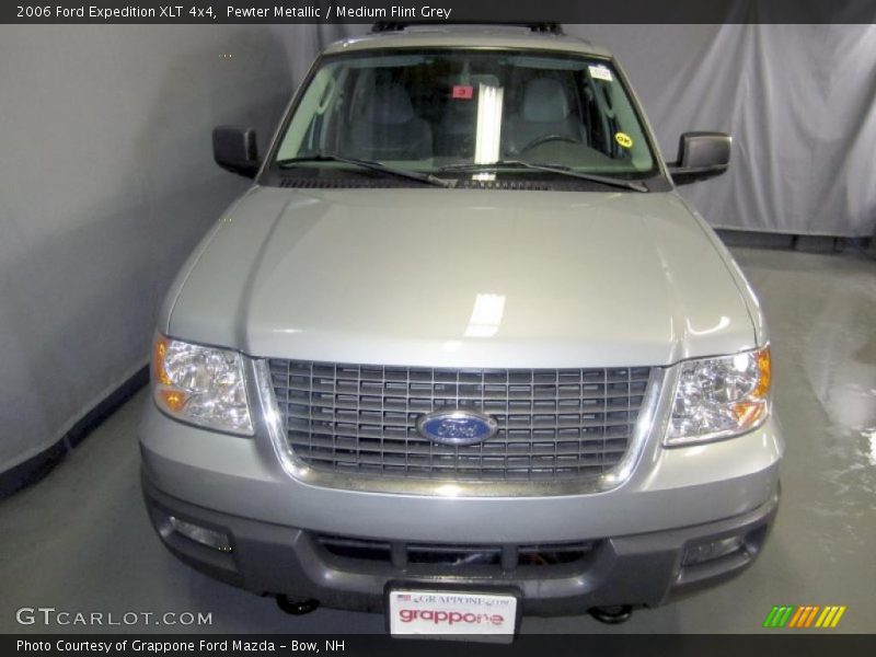 Pewter Metallic / Medium Flint Grey 2006 Ford Expedition XLT 4x4