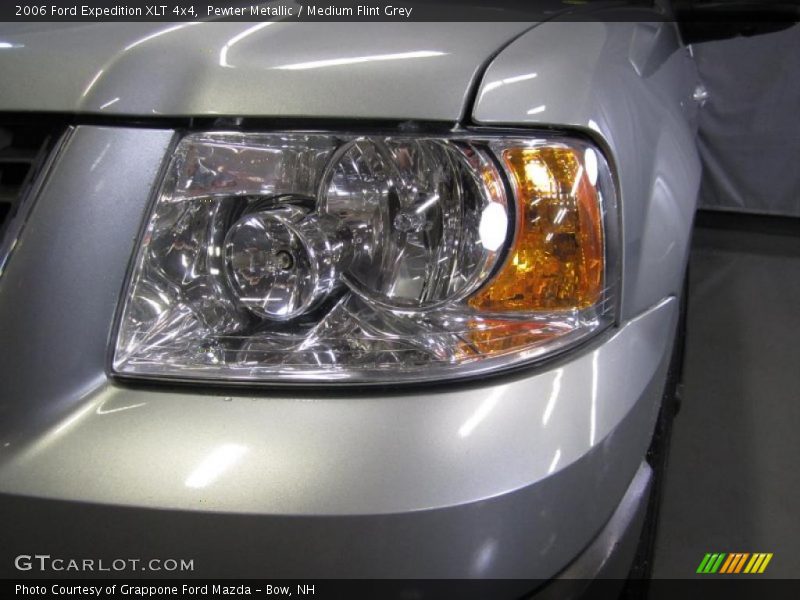Pewter Metallic / Medium Flint Grey 2006 Ford Expedition XLT 4x4