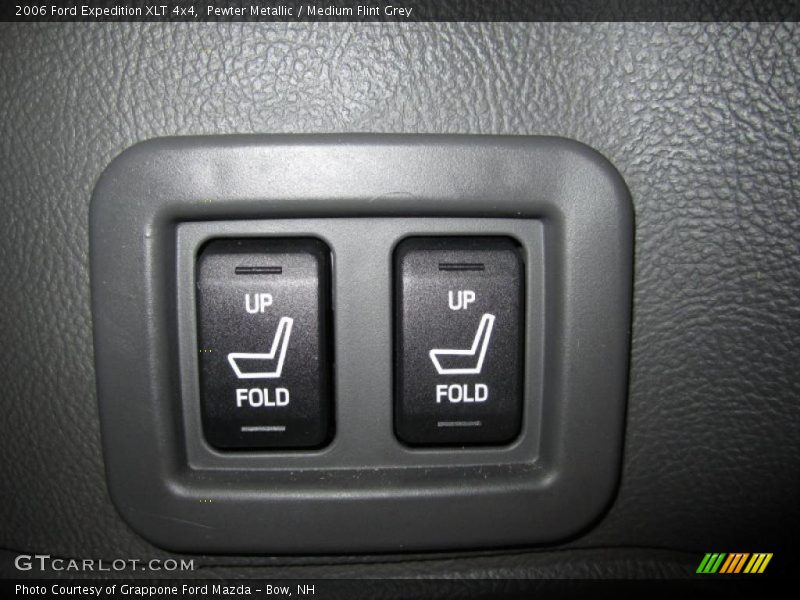Pewter Metallic / Medium Flint Grey 2006 Ford Expedition XLT 4x4
