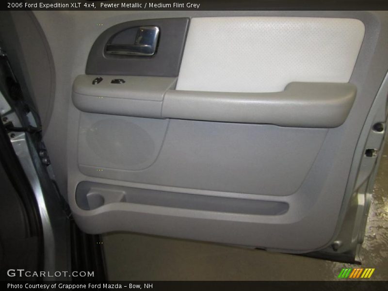 Pewter Metallic / Medium Flint Grey 2006 Ford Expedition XLT 4x4