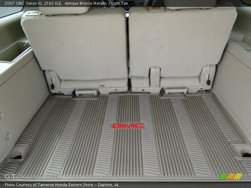 2007 Yukon XL 1500 SLE Trunk
