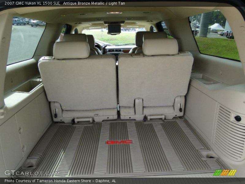 2007 Yukon XL 1500 SLE Trunk