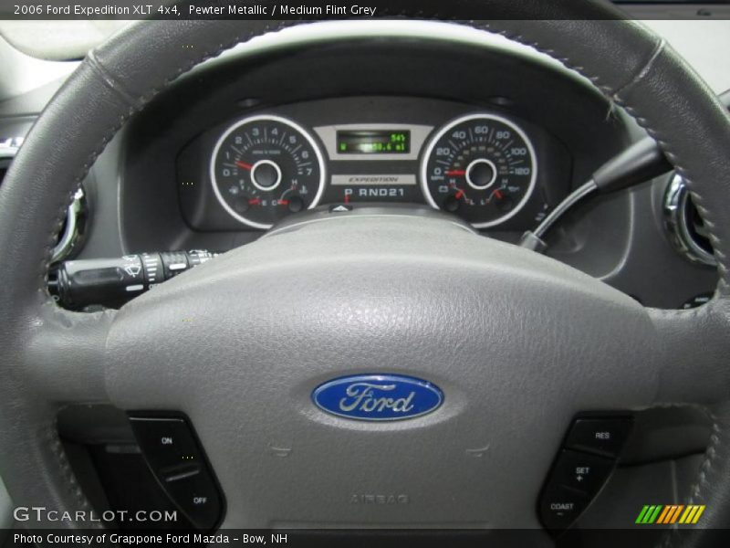 Pewter Metallic / Medium Flint Grey 2006 Ford Expedition XLT 4x4
