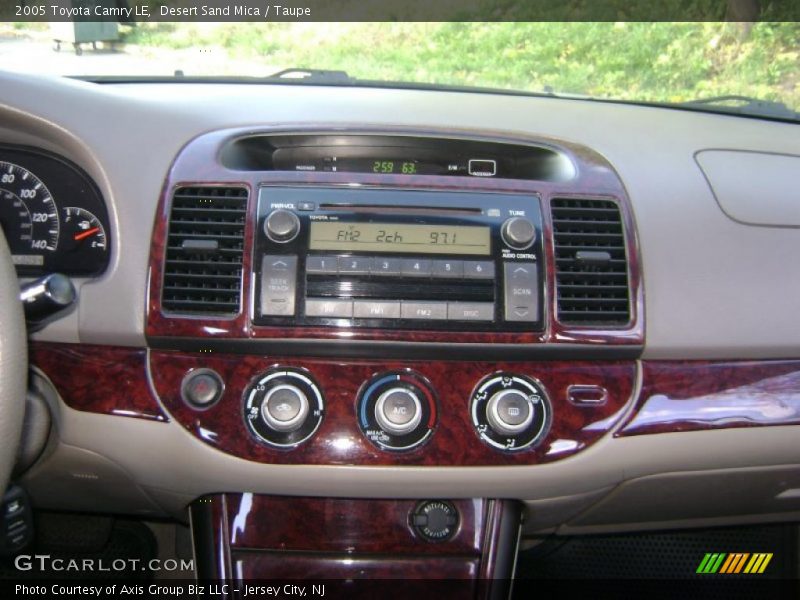 Desert Sand Mica / Taupe 2005 Toyota Camry LE