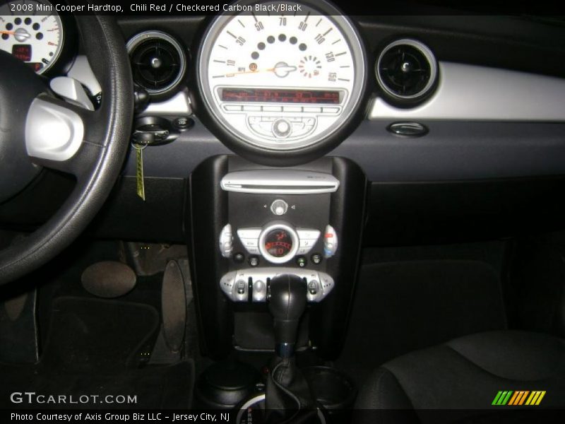 Chili Red / Checkered Carbon Black/Black 2008 Mini Cooper Hardtop