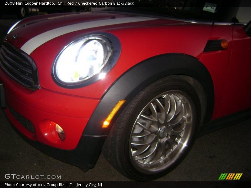Chili Red / Checkered Carbon Black/Black 2008 Mini Cooper Hardtop