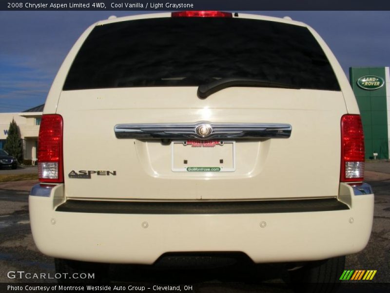 Cool Vanilla / Light Graystone 2008 Chrysler Aspen Limited 4WD
