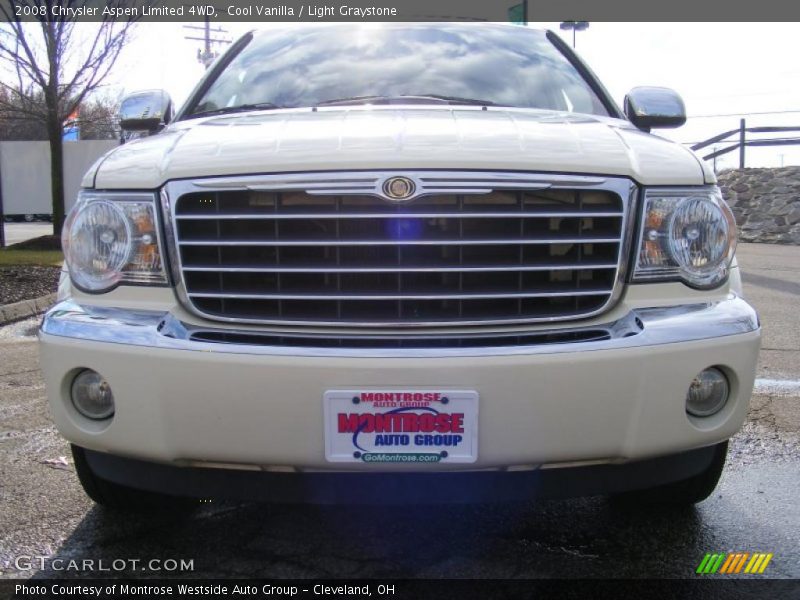Cool Vanilla / Light Graystone 2008 Chrysler Aspen Limited 4WD