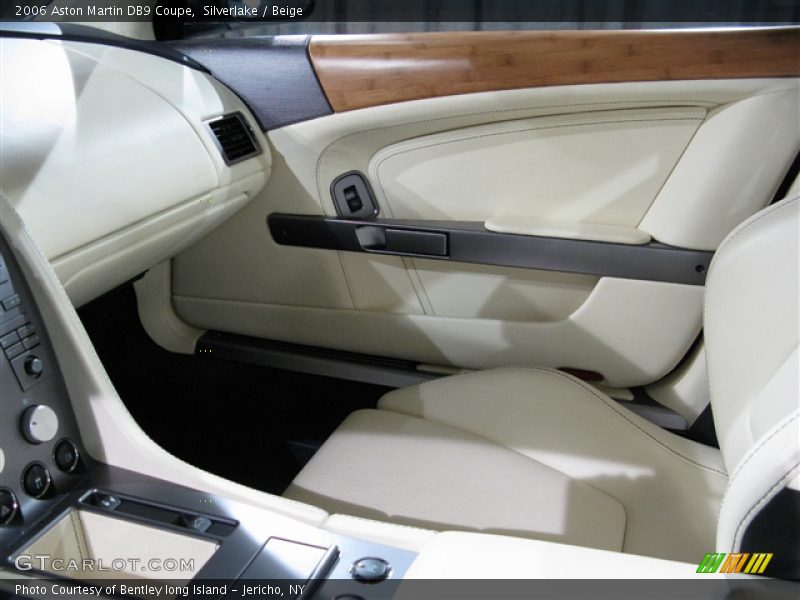 Silverlake / Beige 2006 Aston Martin DB9 Coupe