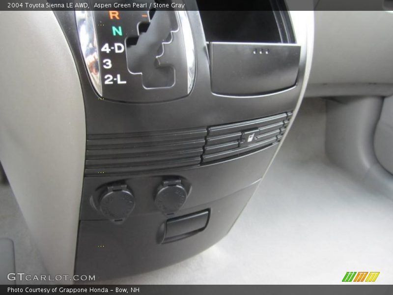 Aspen Green Pearl / Stone Gray 2004 Toyota Sienna LE AWD