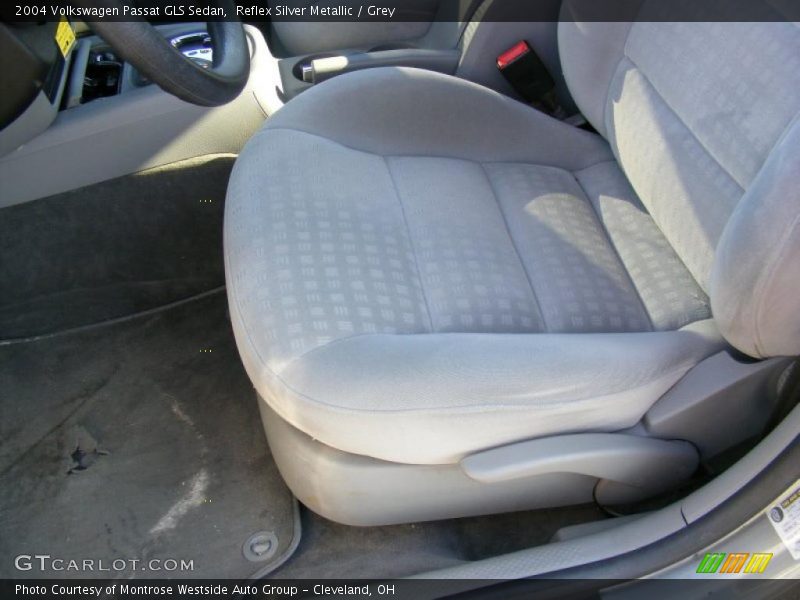 Reflex Silver Metallic / Grey 2004 Volkswagen Passat GLS Sedan