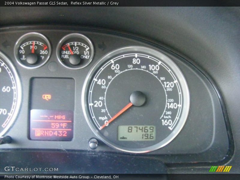 Reflex Silver Metallic / Grey 2004 Volkswagen Passat GLS Sedan