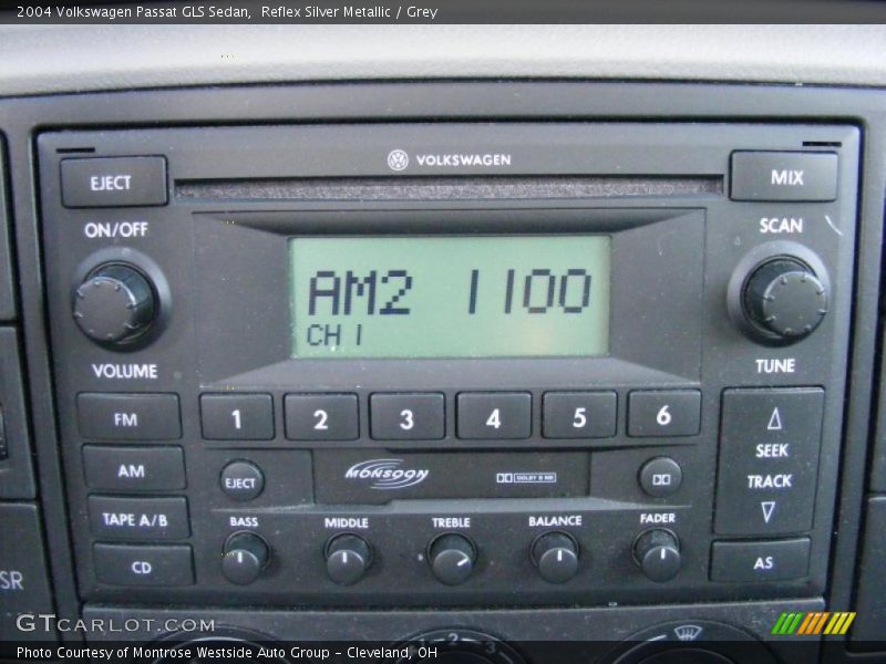 Reflex Silver Metallic / Grey 2004 Volkswagen Passat GLS Sedan