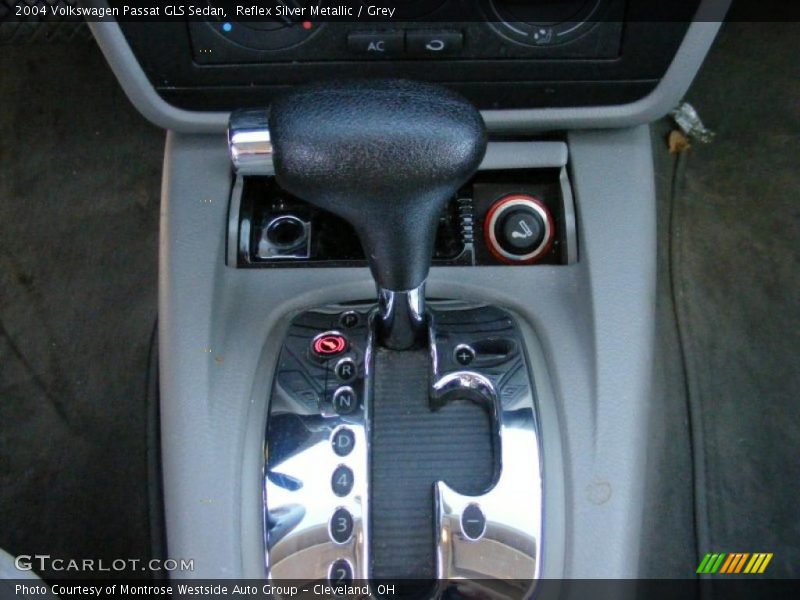 Reflex Silver Metallic / Grey 2004 Volkswagen Passat GLS Sedan