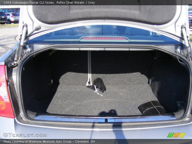 Reflex Silver Metallic / Grey 2004 Volkswagen Passat GLS Sedan