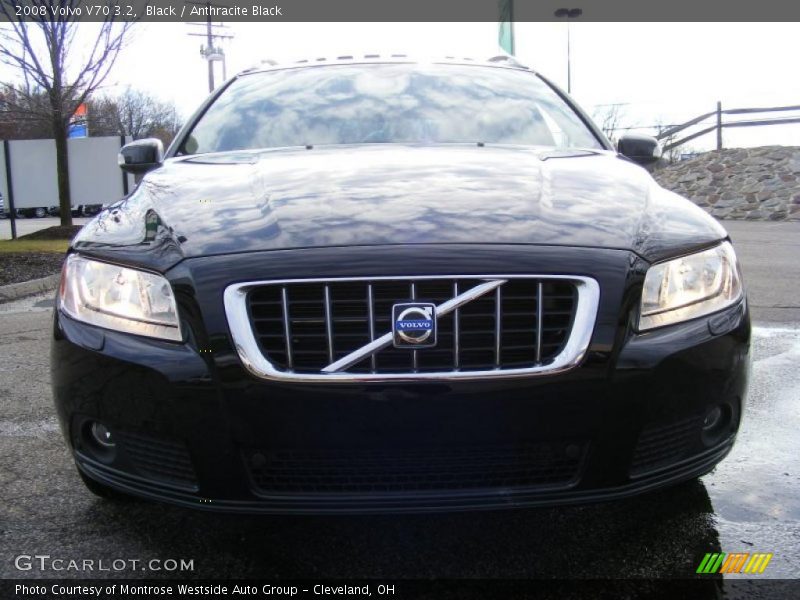 Black / Anthracite Black 2008 Volvo V70 3.2