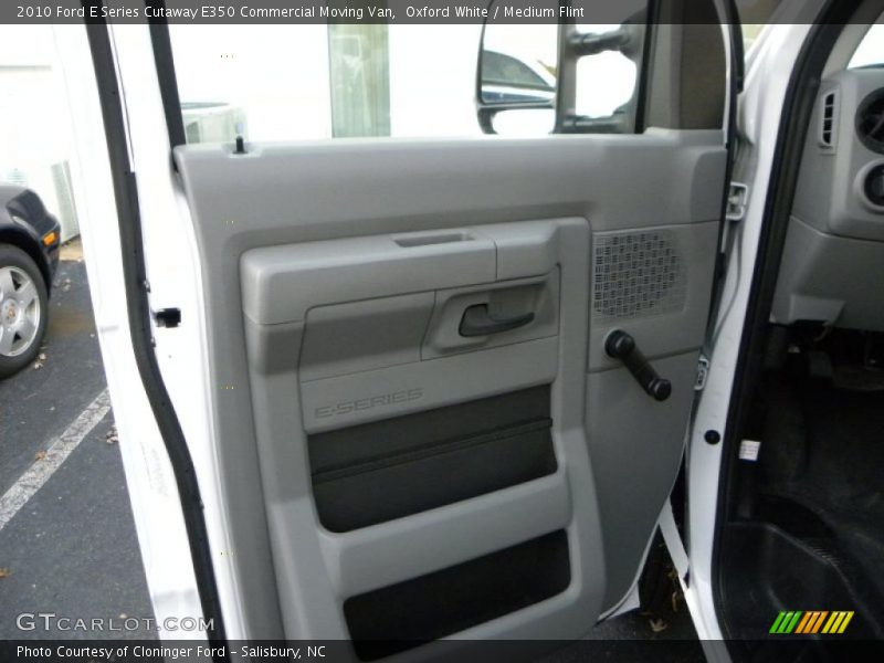 Oxford White / Medium Flint 2010 Ford E Series Cutaway E350 Commercial Moving Van