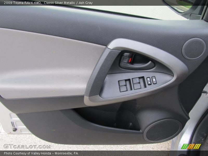 Classic Silver Metallic / Ash Gray 2009 Toyota RAV4 4WD