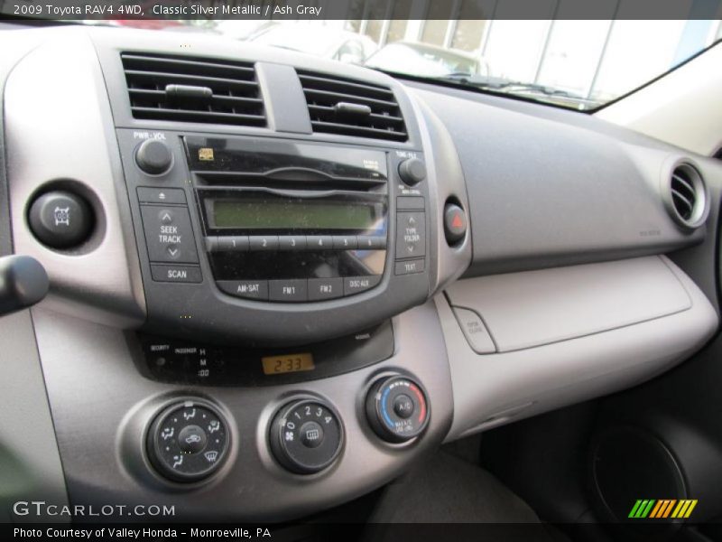Classic Silver Metallic / Ash Gray 2009 Toyota RAV4 4WD