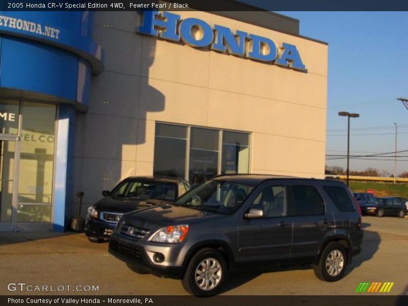 Pewter Pearl / Black 2005 Honda CR-V Special Edition 4WD