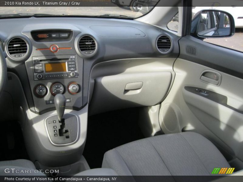 Titanium Gray / Gray 2010 Kia Rondo LX