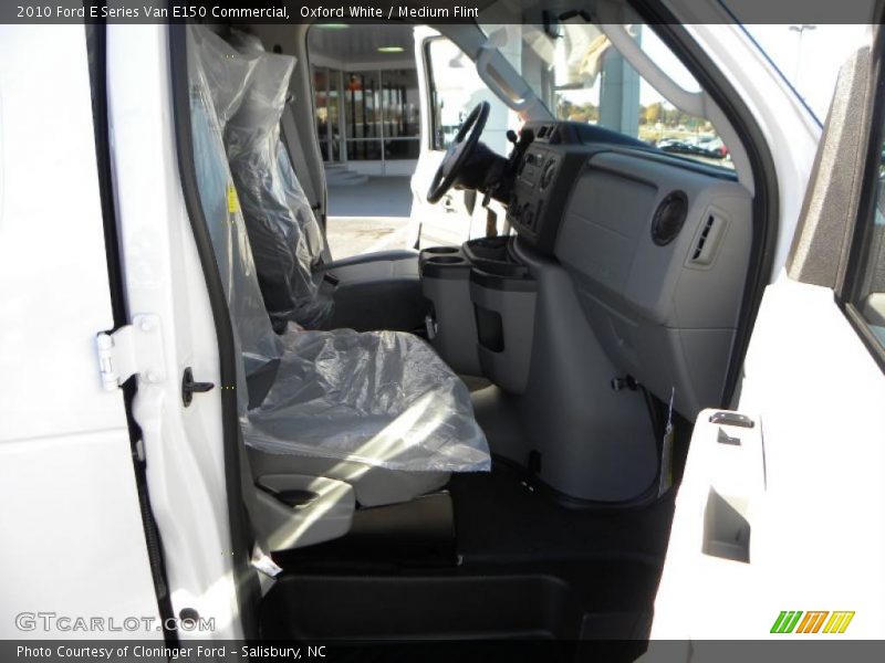Oxford White / Medium Flint 2010 Ford E Series Van E150 Commercial