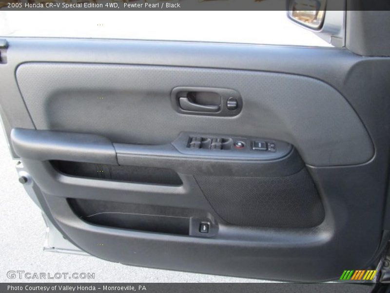 Pewter Pearl / Black 2005 Honda CR-V Special Edition 4WD