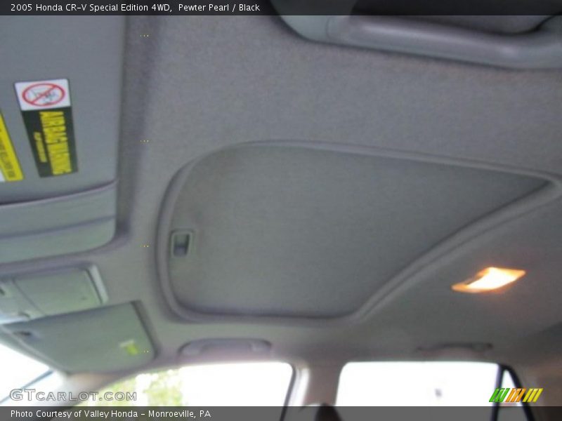 Pewter Pearl / Black 2005 Honda CR-V Special Edition 4WD