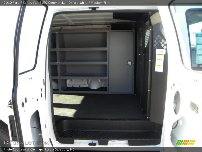 Oxford White / Medium Flint 2010 Ford E Series Van E150 Commercial