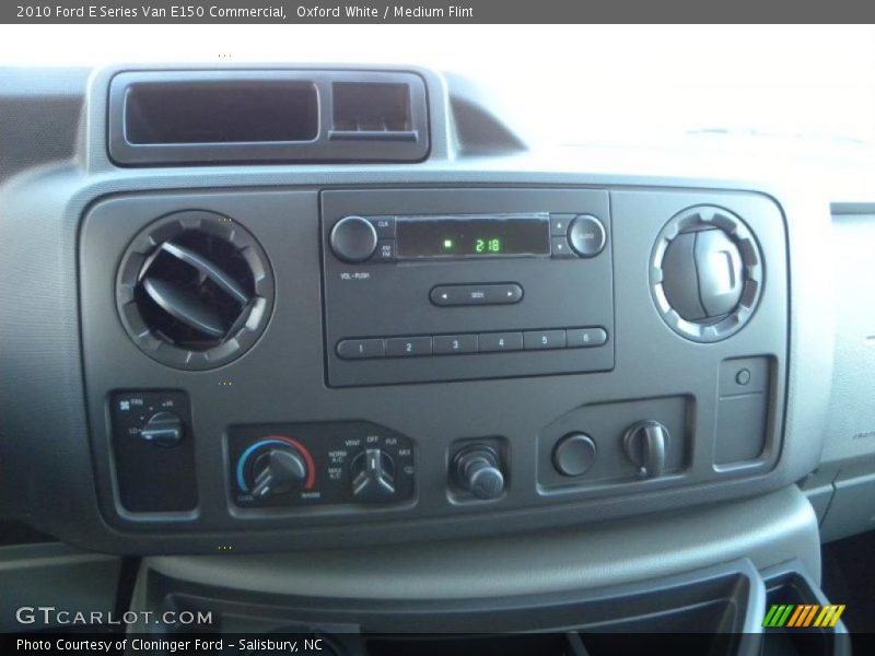 Oxford White / Medium Flint 2010 Ford E Series Van E150 Commercial