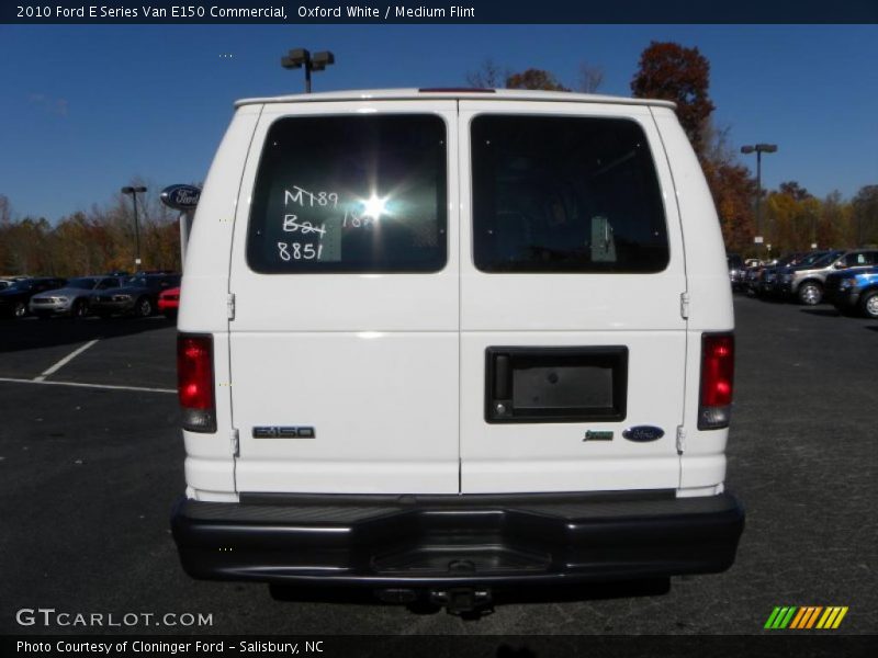 Oxford White / Medium Flint 2010 Ford E Series Van E150 Commercial