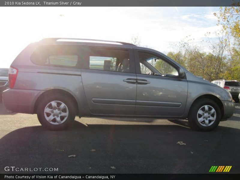 Titanium Silver / Gray 2010 Kia Sedona LX