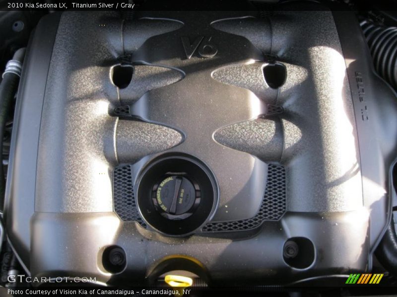 Titanium Silver / Gray 2010 Kia Sedona LX