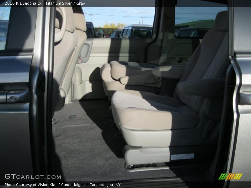Titanium Silver / Gray 2010 Kia Sedona LX
