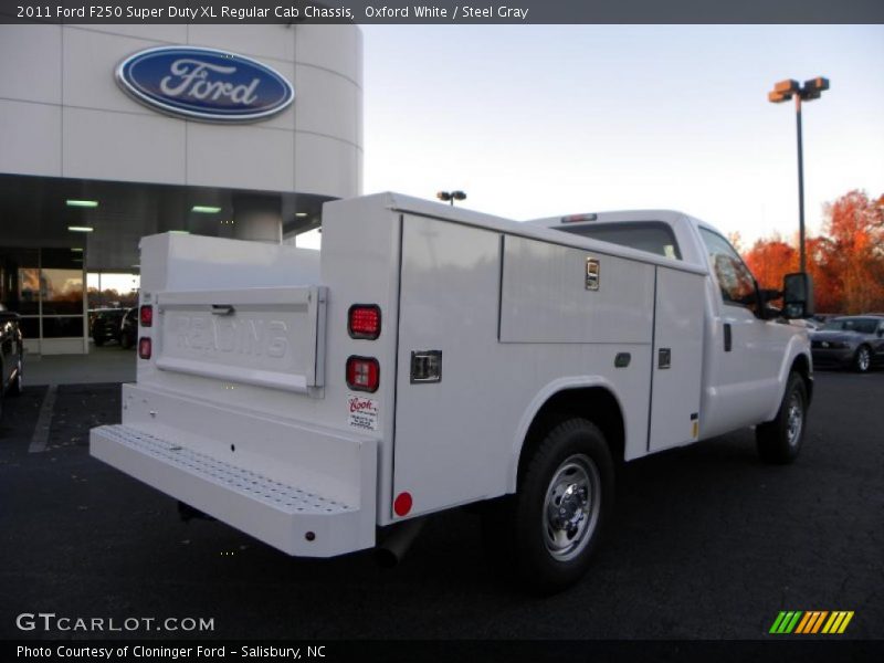 Oxford White / Steel Gray 2011 Ford F250 Super Duty XL Regular Cab Chassis
