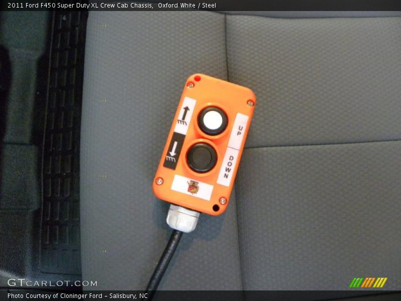 Oxford White / Steel 2011 Ford F450 Super Duty XL Crew Cab Chassis