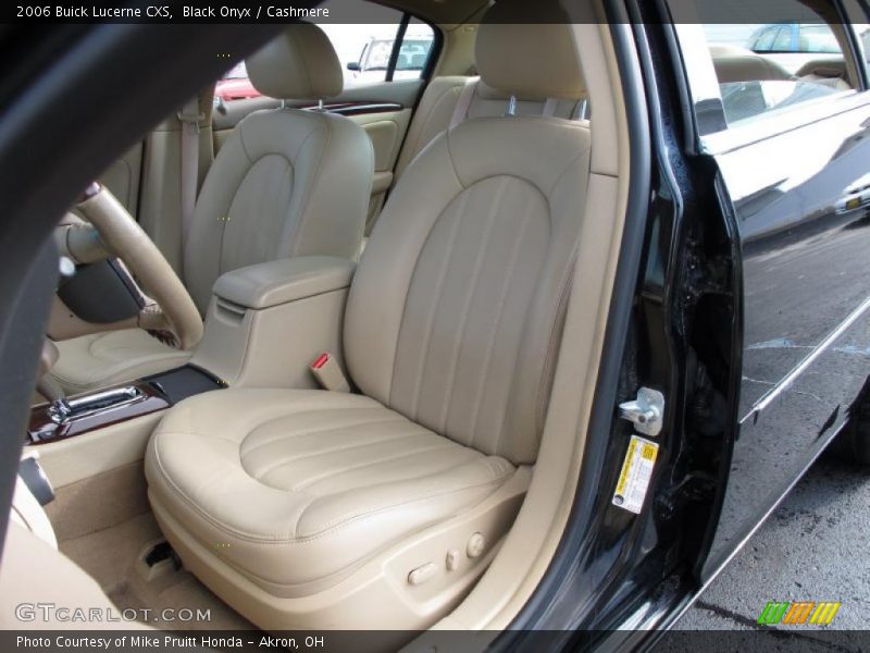 Black Onyx / Cashmere 2006 Buick Lucerne CXS