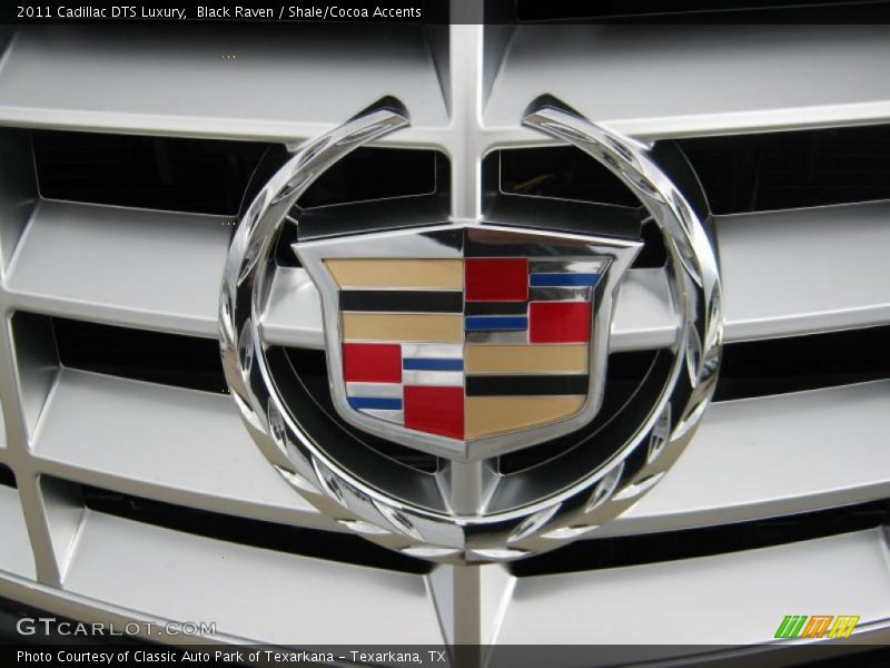 Black Raven / Shale/Cocoa Accents 2011 Cadillac DTS Luxury