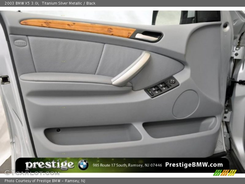 Titanium Silver Metallic / Black 2003 BMW X5 3.0i