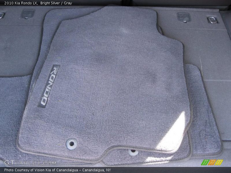 Bright Silver / Gray 2010 Kia Rondo LX