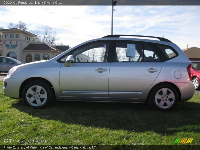 Bright Silver / Gray 2010 Kia Rondo LX