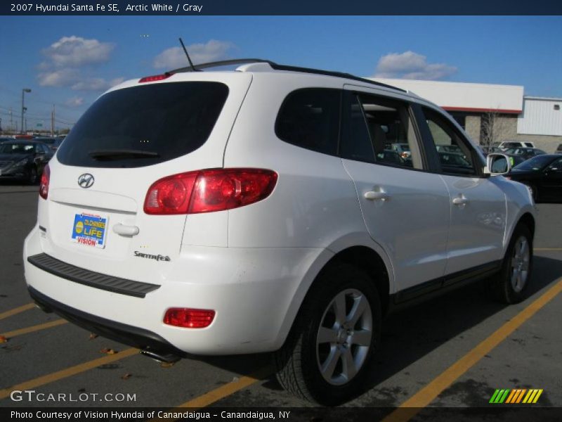 Arctic White / Gray 2007 Hyundai Santa Fe SE