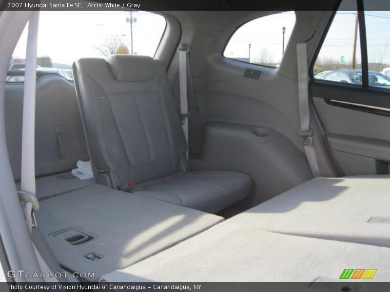 Arctic White / Gray 2007 Hyundai Santa Fe SE