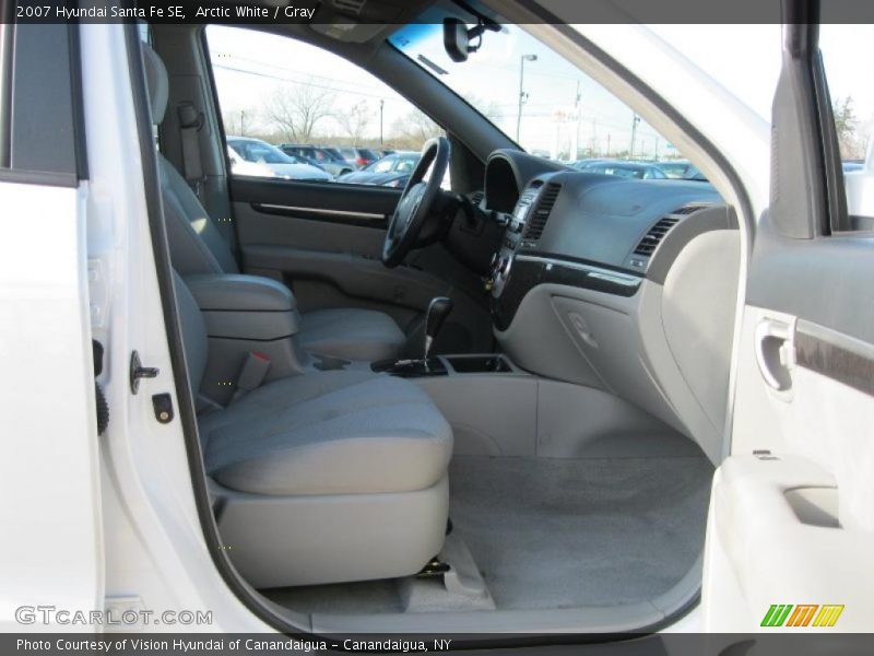 Arctic White / Gray 2007 Hyundai Santa Fe SE