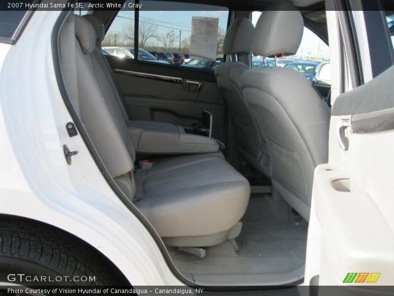 Arctic White / Gray 2007 Hyundai Santa Fe SE