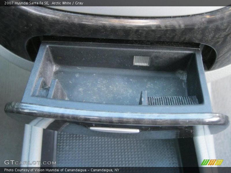 Arctic White / Gray 2007 Hyundai Santa Fe SE