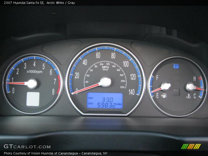 Arctic White / Gray 2007 Hyundai Santa Fe SE