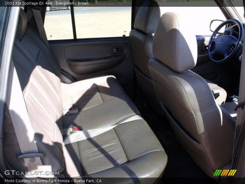 Evergreen / Brown 2001 Kia Sportage EX 4x4