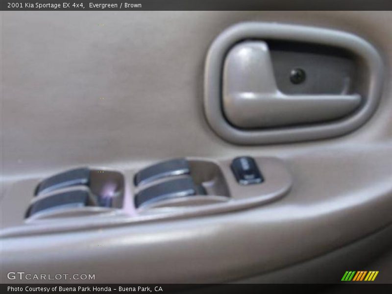 Evergreen / Brown 2001 Kia Sportage EX 4x4